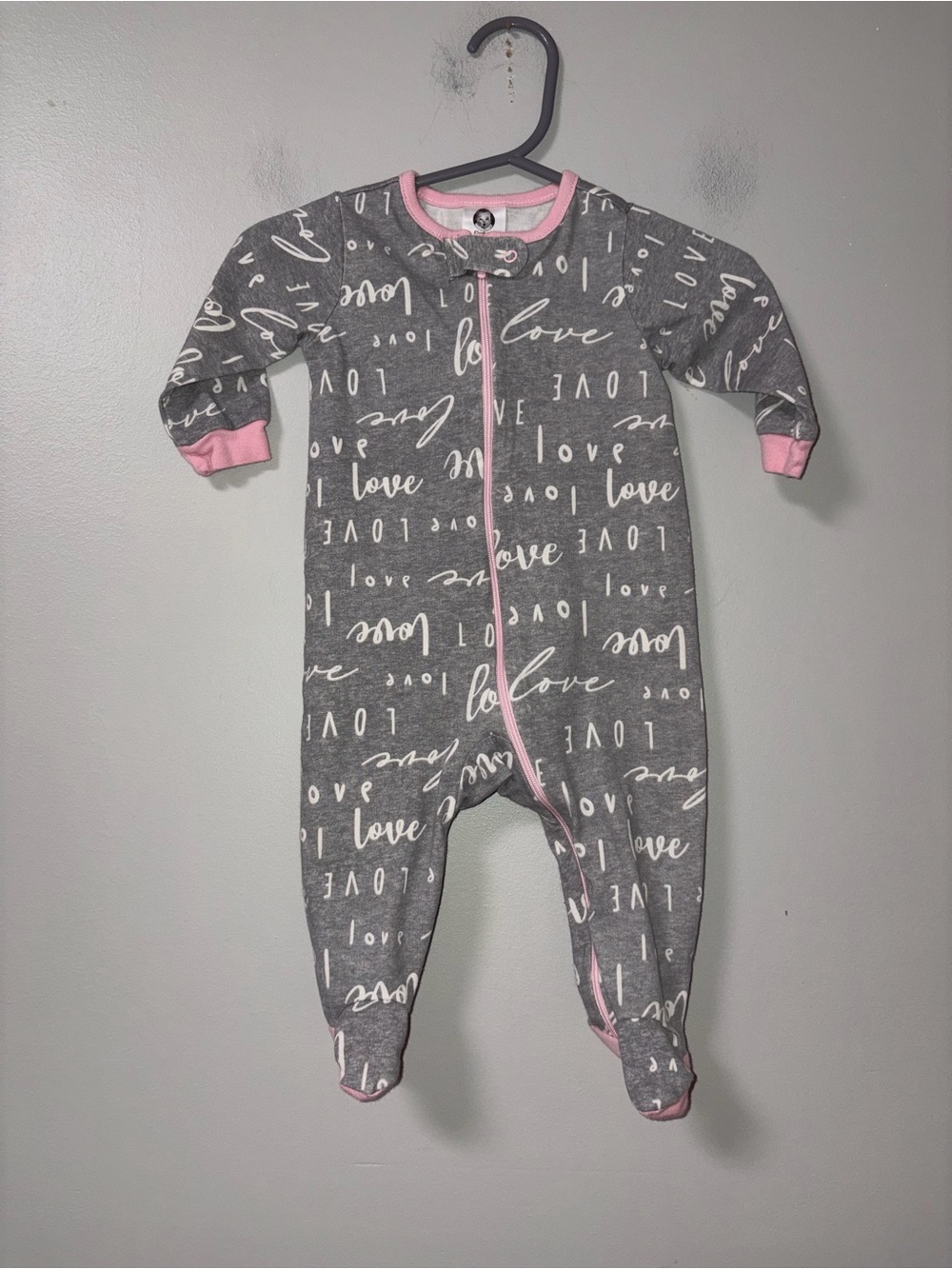 Gerber Gray & White Love Writing Print Zip Footie Sleepers Girls 0-3M